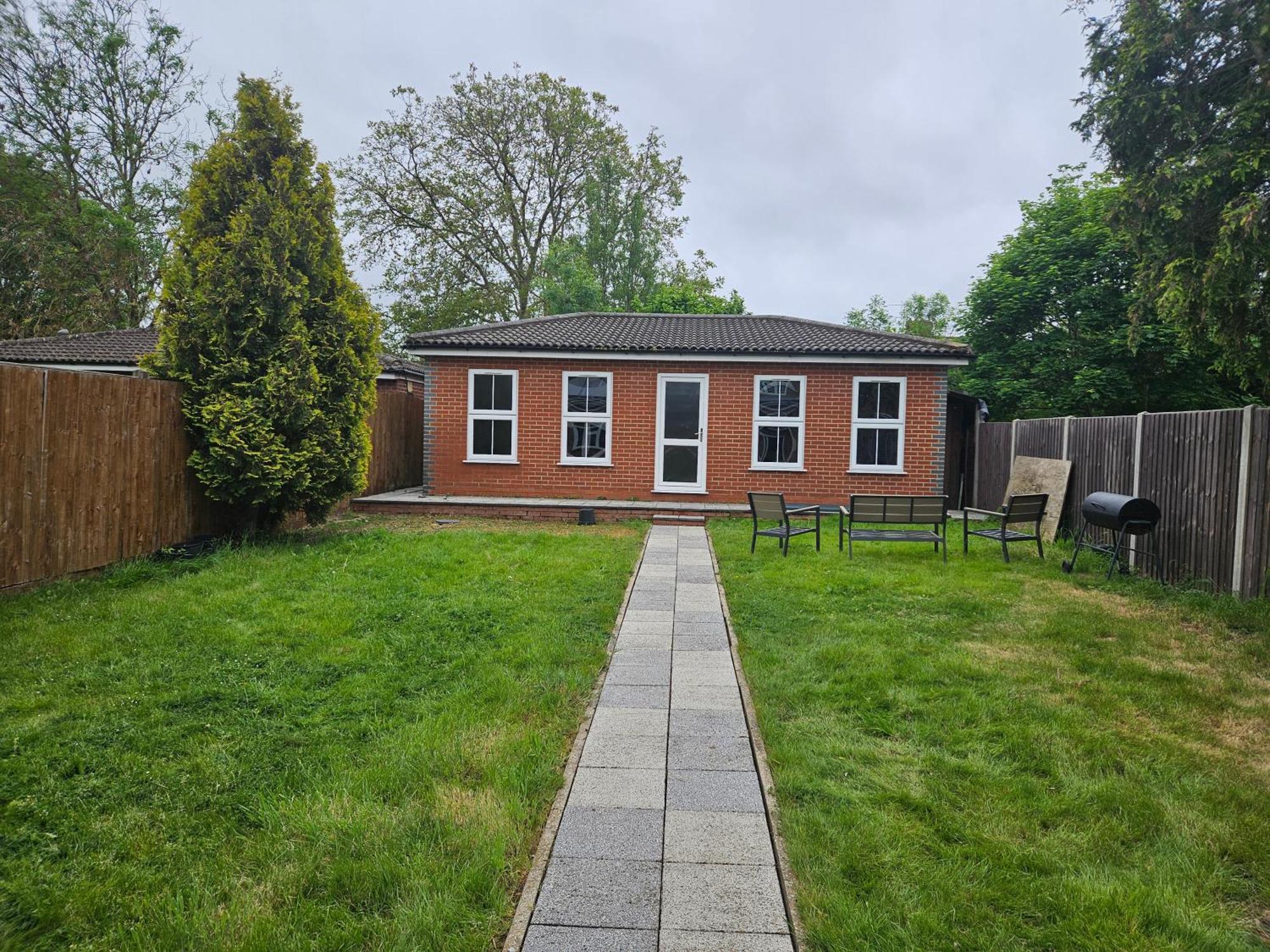Large Annexe With Games Room Pool Table Ping Pong Air Hockey Movie Projector Windsor Kültér fotó